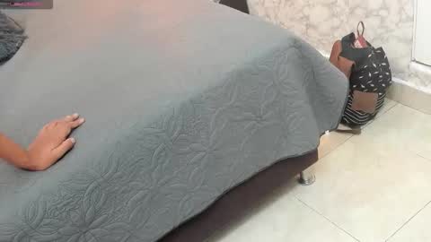 Snapshot of dirty_miia chatting on 10.21.25 MIA  online show from 10.21.25