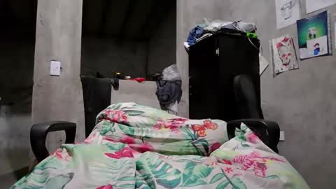 dirty model online show from 04.20.26