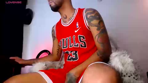 Snapshot of dirtybhot chatting on 09.18.25 I just want to be happy online show from 09.18.25