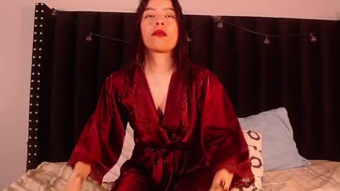 Snapshot of dirtylittleslutt_ chatting on 01.13.25  Nemesis   online show from 01.13.25