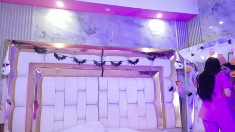 Snapshot of dirtylittleslutt_ chatting on 10.28.25 Nemesis online show from 10.28.25