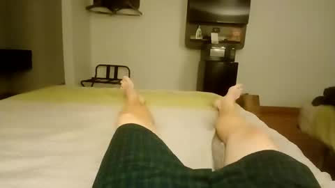 Snapshot of dirtypop2001 chatting on 12.20.25 dirtypop2001 online show from 12.20.25