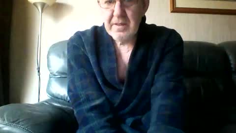 Snapshot of discovery63 chatting on 01.26.25 discovery63 online show from 01.26.25