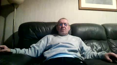 Snapshot of discovery63 chatting on 02.16.25 discovery63 online show from 02.16.25