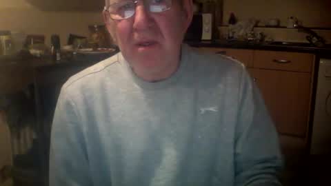 Snapshot of discovery63 chatting on 02.21.25 discovery63 online show from 02.21.25