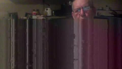 Snapshot of discovery63 chatting on 02.25.25 discovery63 online show from 02.25.25