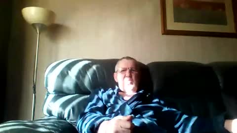 Snapshot of discovery63 chatting on 03.12.25 discovery63 online show from 03.12.25