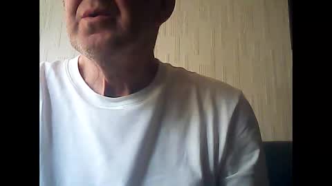 Snapshot of discovery63 chatting on 06.08.26 discovery63 online show from 06.08.26