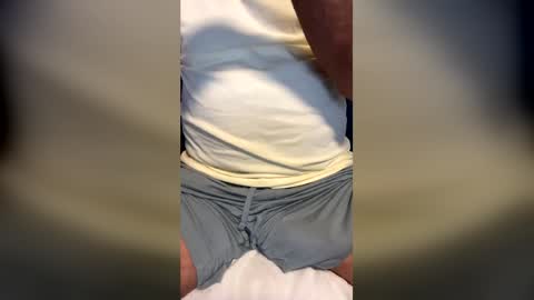 discretmature online show from 06.19.26