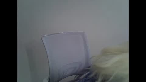 DitaMilton online show from 01.21.25