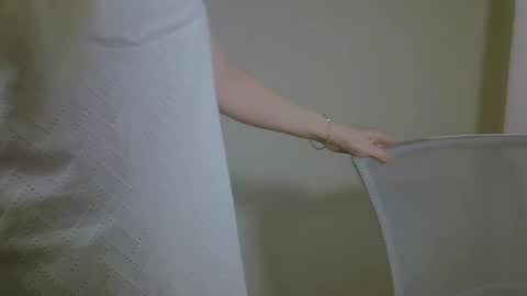 DitaMilton online show from 10.01.25