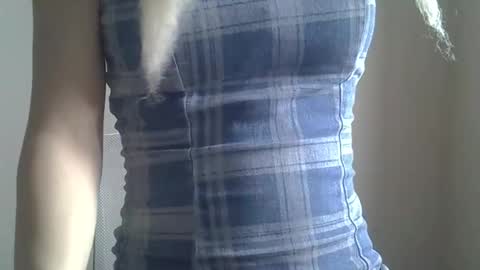 DitaMilton online show from 10.12.25