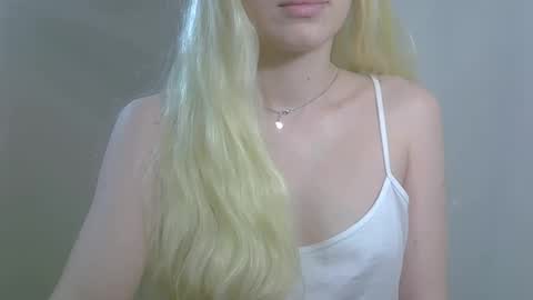 DitaMilton online show from 11.26.25