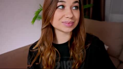 Tia online show from 02.13.25