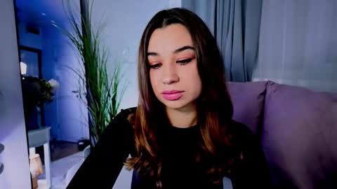 Tia online show from 09.17.25