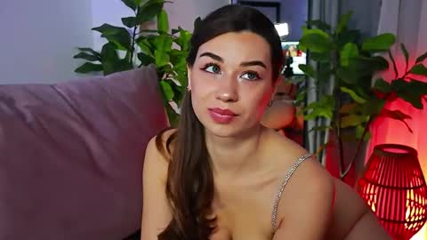 Tia online show from 04.06.26