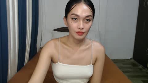 Snapshot of divina_graciaxx chatting on 01.18.25 DIVINA online show from 01.18.25