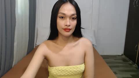 Snapshot of divina_graciaxx chatting on 10.12.25 DIVINA online show from 10.12.25