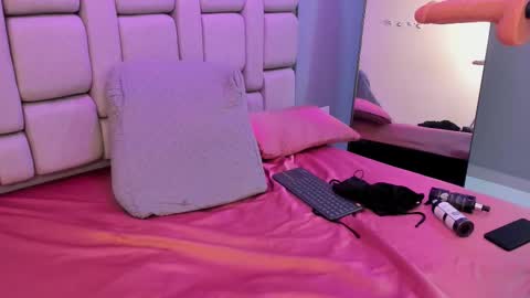 divine_sin online show from 11.11.25