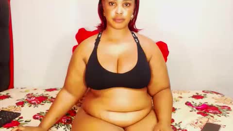 divinebooty93 online show from 11.24.25