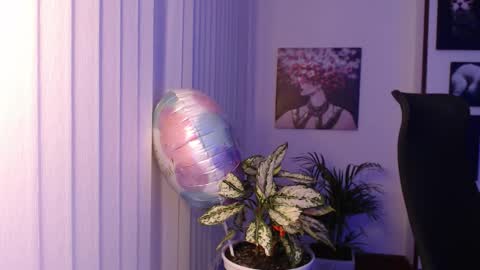 Hera online show from 11.27.25