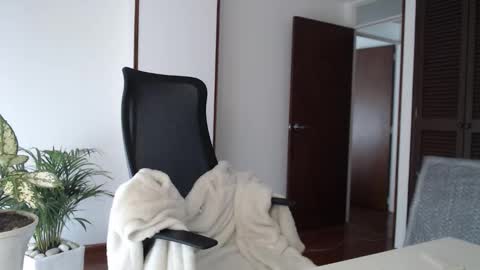 Hera online show from 02.23.26