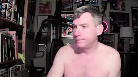 Snapshot of dix_handley_50 chatting on 01.07.25 dix_handley_50 online show from 01.07.25