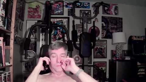 Snapshot of dix_handley_50 chatting on 02.10.25 dix_handley_50 online show from 02.10.25