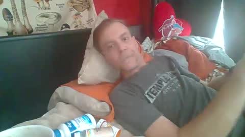 Snapshot of dixhexus chatting on 01.11.25 Chris Williams online show from 01.11.25