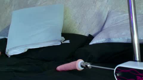 Sofia  online show from 09.11.25