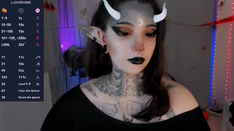 dixipixi_ online show from 10.31.25