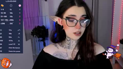 dixipixi_ online show from 11.06.25