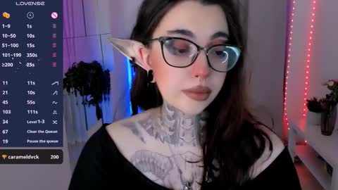 dixipixi_ online show from 11.07.25