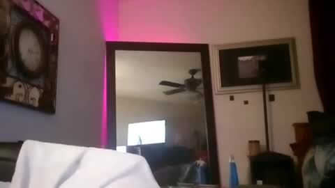 Snapshot of dj_firewokz chatting on 11.21.25 dj_firewokz online show from 11.21.25