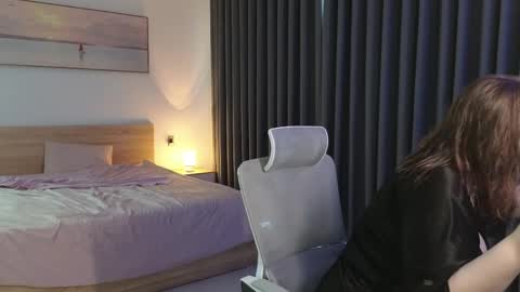 Jenia online show from 04.27.26