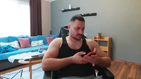 STR8 BOYv online show from 02.12.25