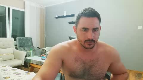 STR8 BOYv online show from 09.15.25