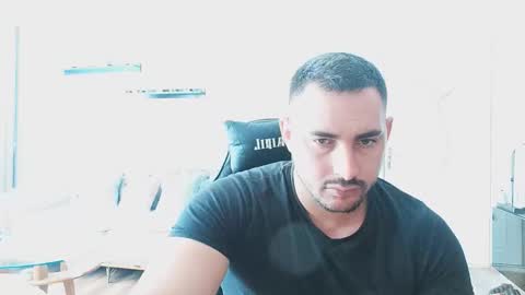 STR8 BOYv online show from 09.18.25