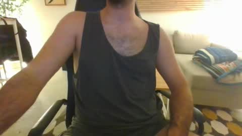 Snapshot of djokitche chatting on 09.25.25 djokitche online show from 09.25.25