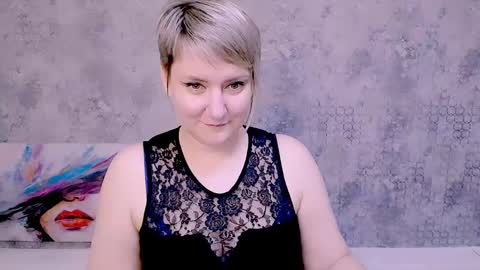 Snapshot of djullia chatting on 02.21.25 djullia online show from 02.21.25