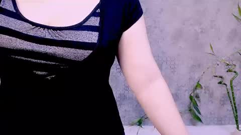 djullia online show from 10.26.25