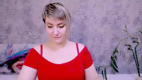 djullia online show from 10.31.25