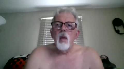 playful online show from 06.05.26
