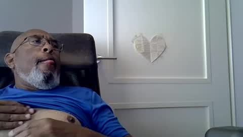 Snapshot of dofrank969 chatting on 06.17.26 dofrank969 online show from 06.17.26