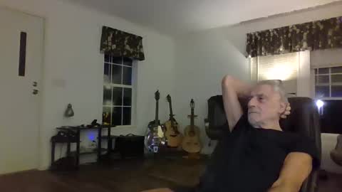 dogluc7 online show from 01.01.25