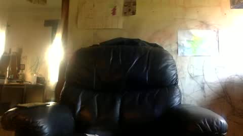 dogstarmanitee online show from 02.04.25