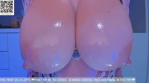 Snapshot of dolce4you69 chatting on 02.22.25 Dea----IF YOU WANT TO SUPPORT ME -Purshase subscribtions scroll BIO  THANK YOU LOVE - online show from 02.22.25