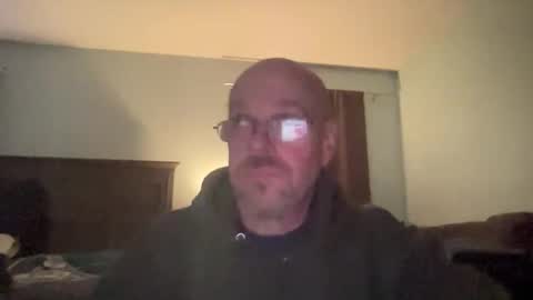 Snapshot of dolins chatting on 03.10.26 dolins online show from 03.10.26