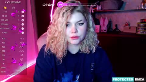 Snapshot of doll_chloe_ chatting on 12.01.24 Chloe online show from 12.01.24