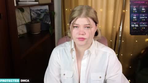 Snapshot of doll_chloe_ chatting on 01.23.25 Chloe online show from 01.23.25